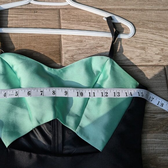 Mustard Seed Women’s Dress Black Coral Green Strapless Look Size M - Picture 3 of 5